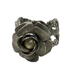 Silver Tone Ring Open Scroll ‎ Antiqued Filigree Work Faux Pearl Center